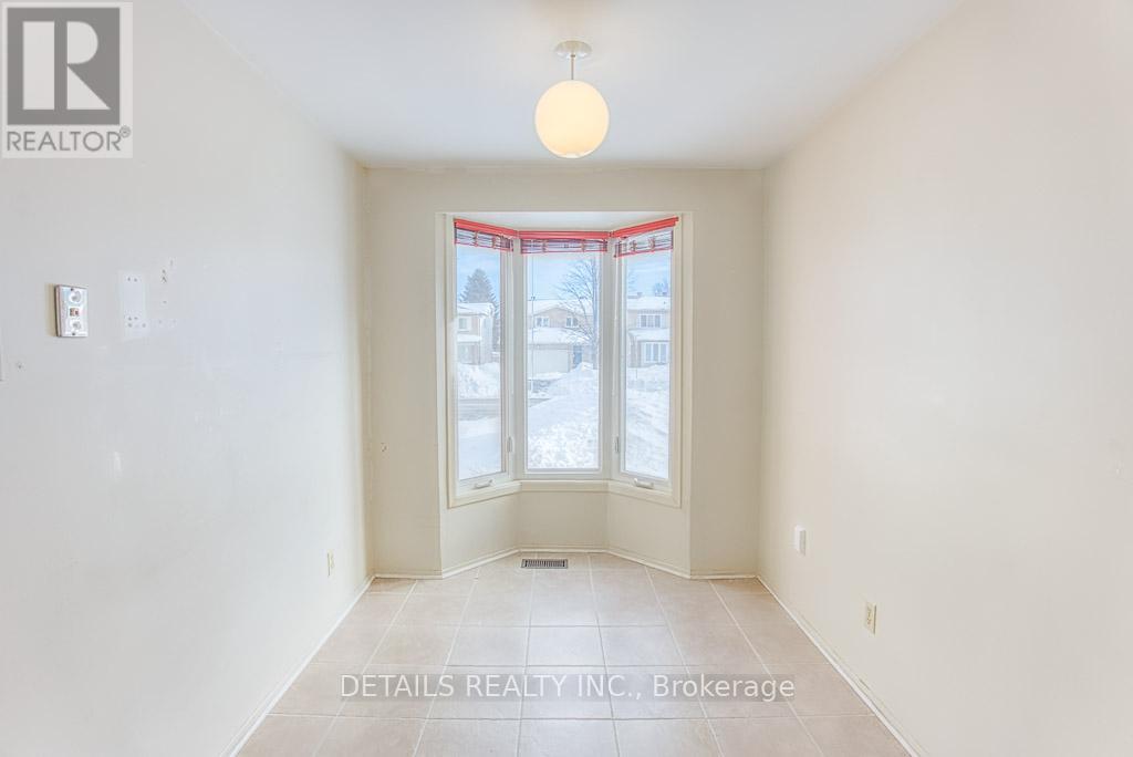 419 Viewmount Drive, Ottawa, Ontario  K2E 7P1 - Photo 9 - X11992959
