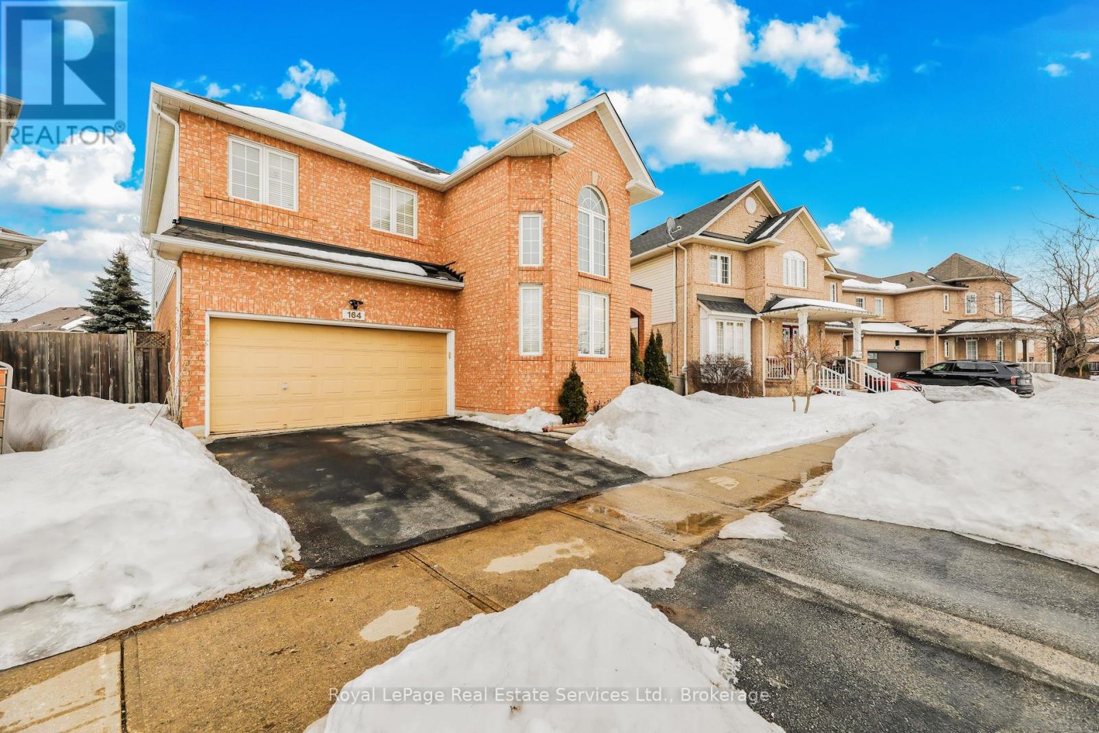 Property at 164 DIXON DRIVE E image 2