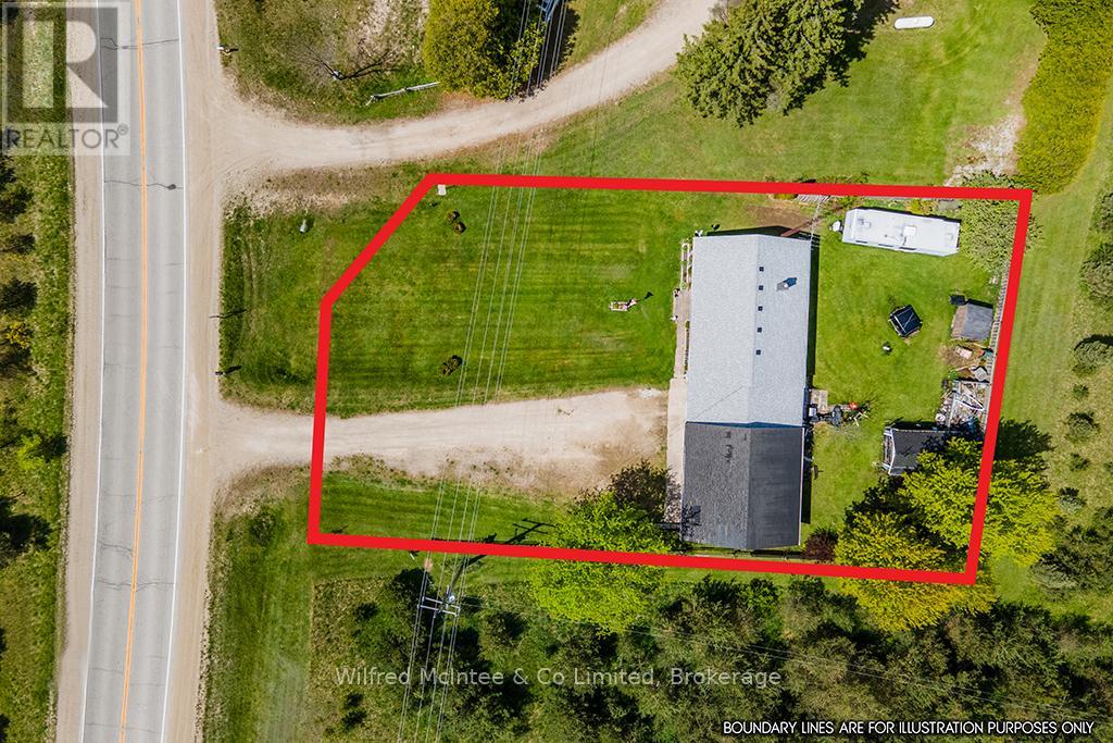 403343 Grey Road 4, West Grey, Ontario  N0C 1K0 - Photo 2 - X11996432