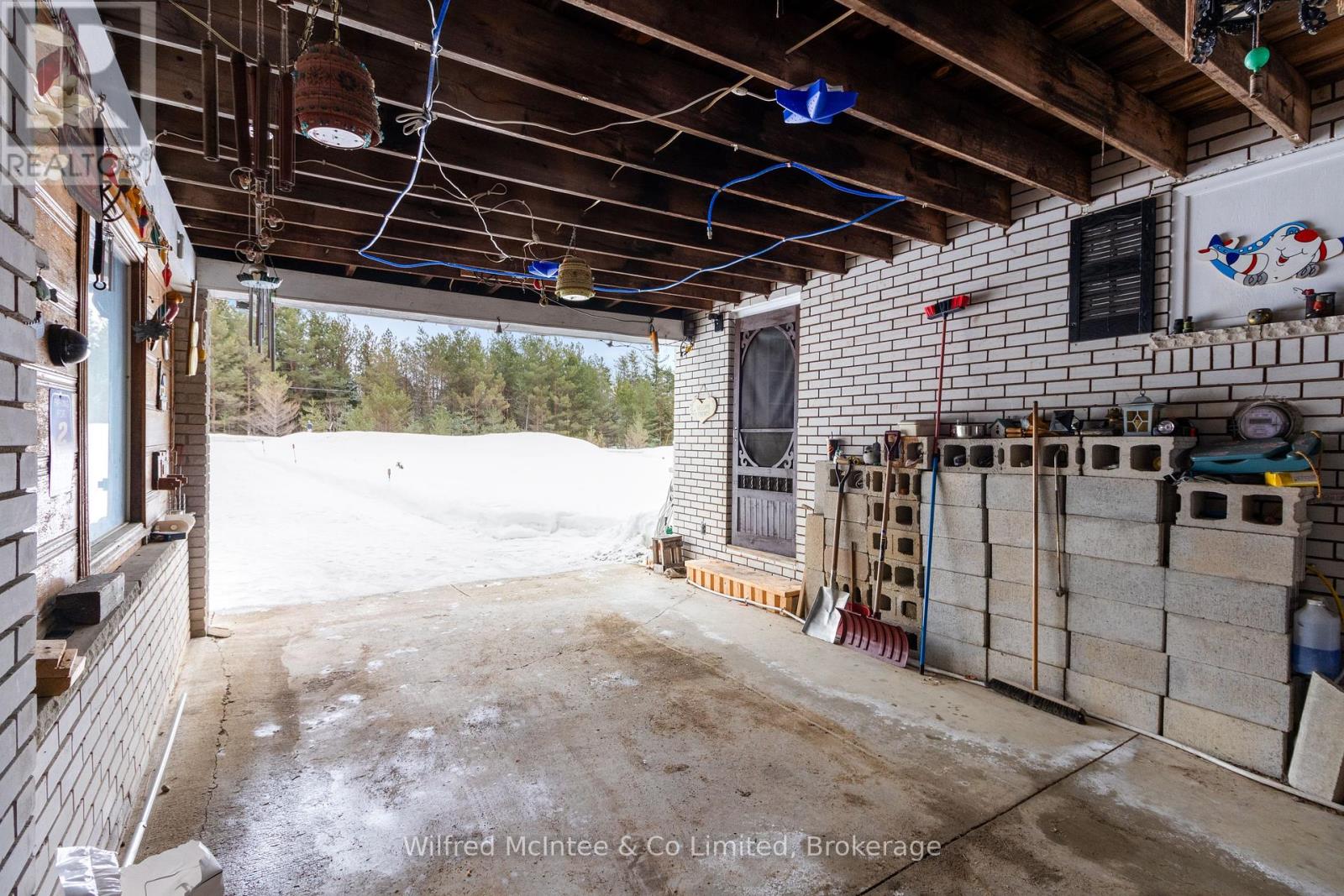403343 Grey Road 4, West Grey, Ontario  N0C 1K0 - Photo 23 - X11996432