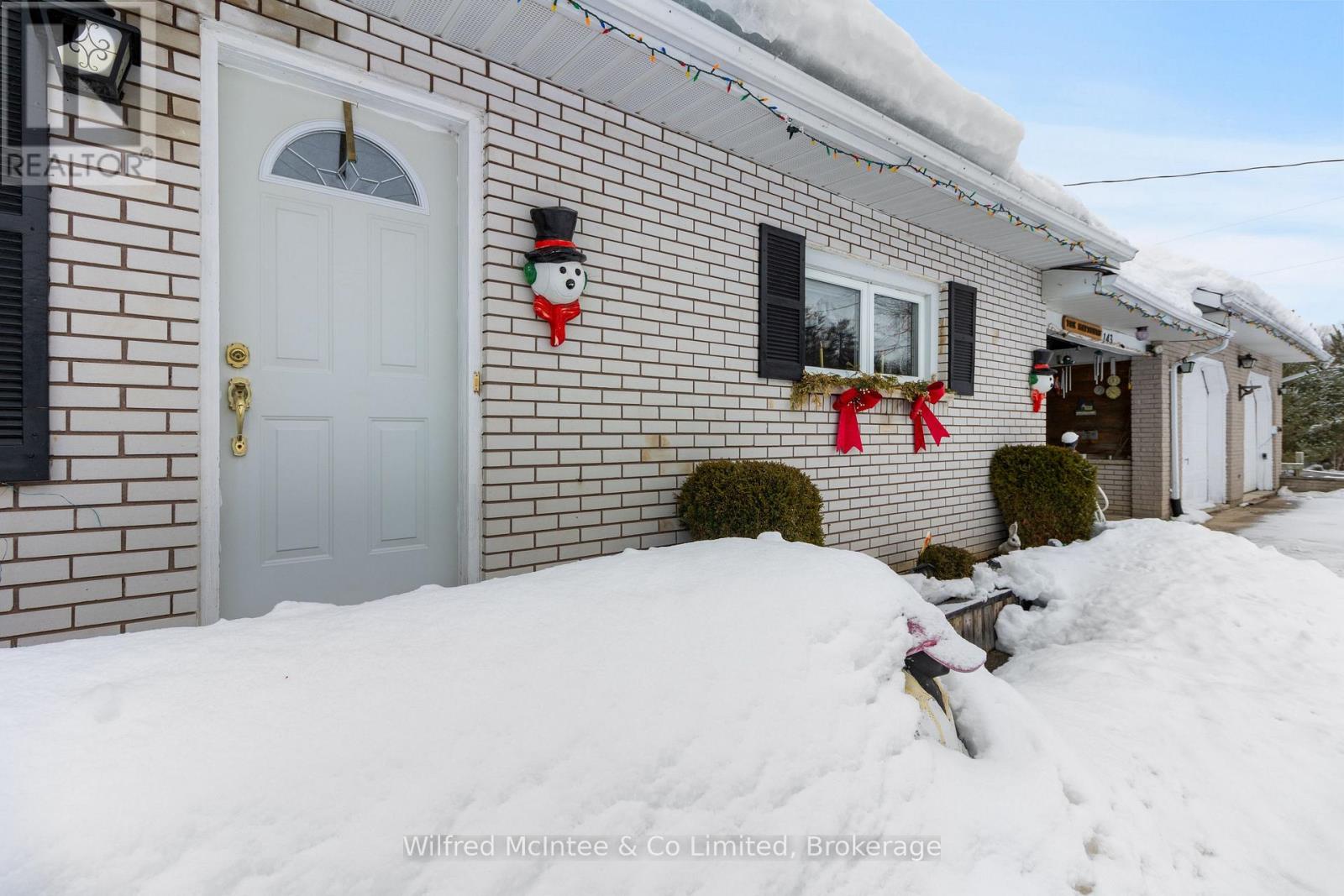 403343 Grey Road 4, West Grey, Ontario  N0C 1K0 - Photo 9 - X11996432