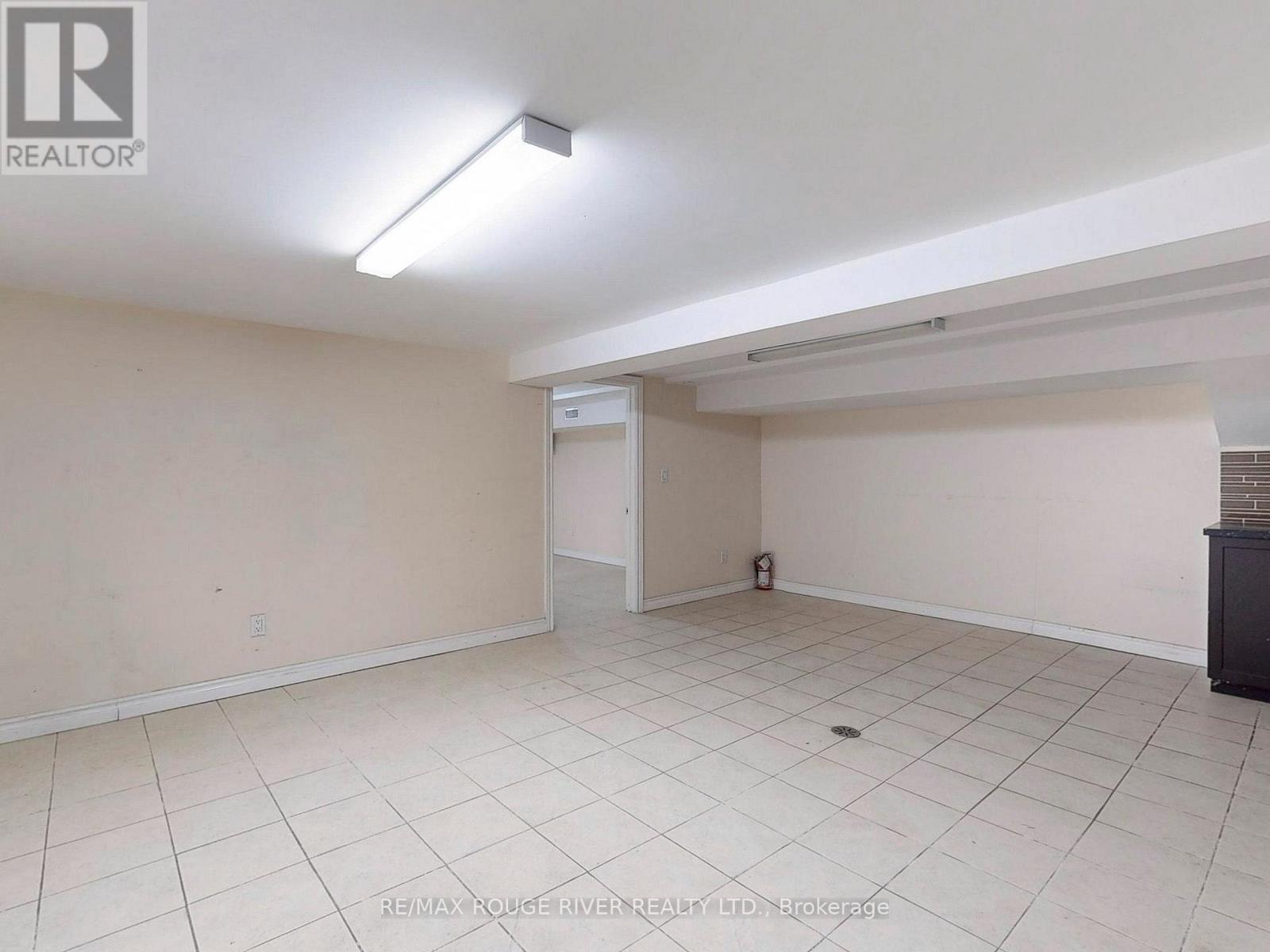 1556 Avenue Road, Toronto, Ontario  M5M 3X5 - Photo 13 - C11996515