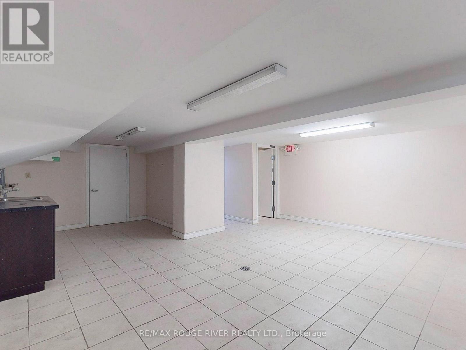 1556 Avenue Road, Toronto, Ontario  M5M 3X5 - Photo 15 - C11996515