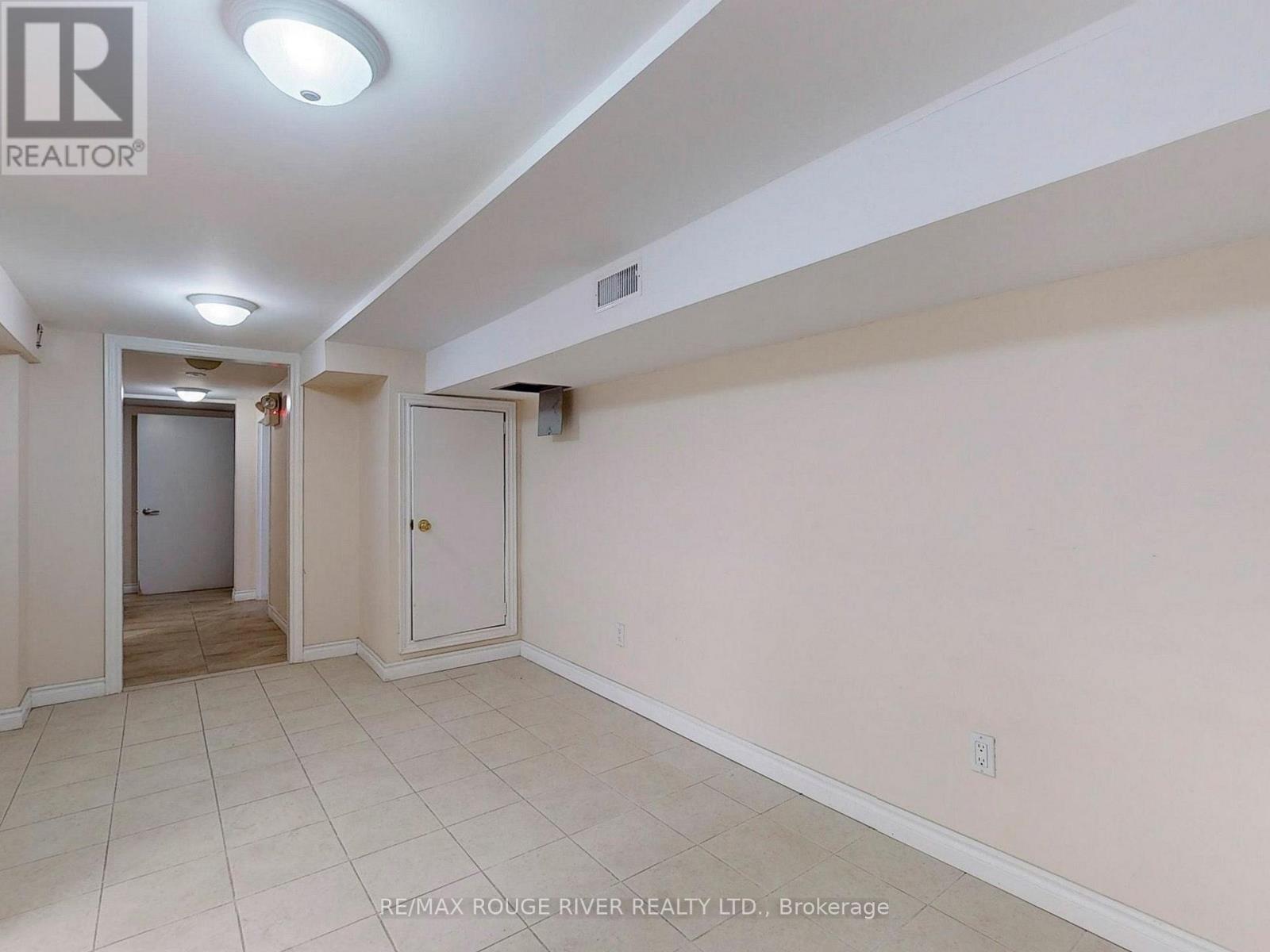 1556 Avenue Road, Toronto, Ontario  M5M 3X5 - Photo 19 - C11996515