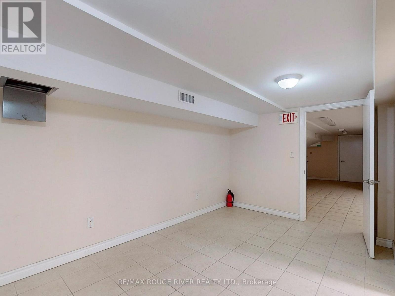 1556 Avenue Road, Toronto, Ontario  M5M 3X5 - Photo 21 - C11996515