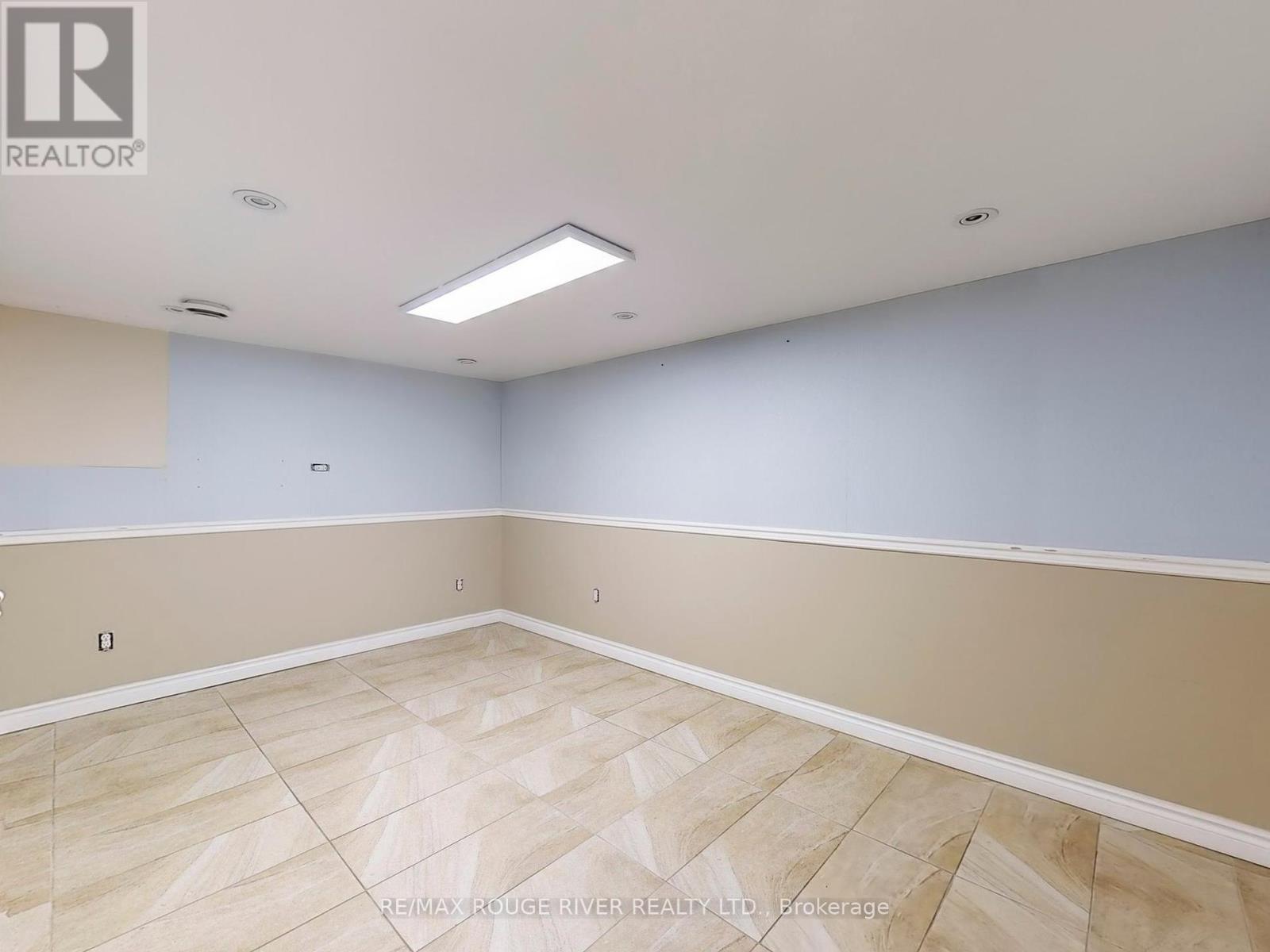 1556 Avenue Road, Toronto, Ontario  M5M 3X5 - Photo 24 - C11996515