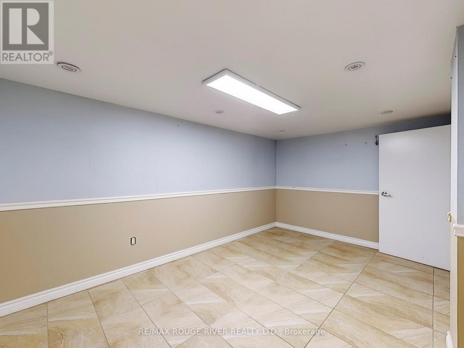 1556 Avenue Road, Toronto, Ontario  M5M 3X5 - Photo 25 - C11996515