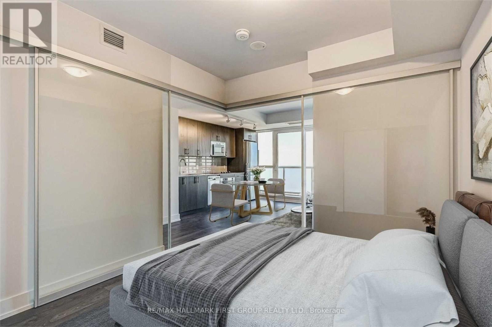 Property at 1521 - 2550 SIMCOE STREET N image 5