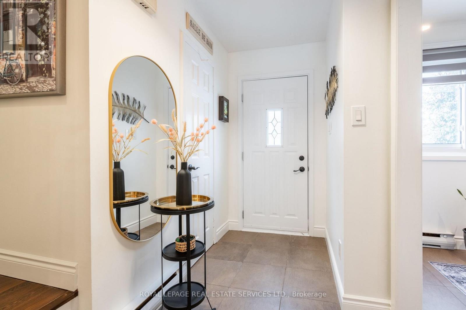 Property at 14 - 2067 MARINE DRIVE image 4