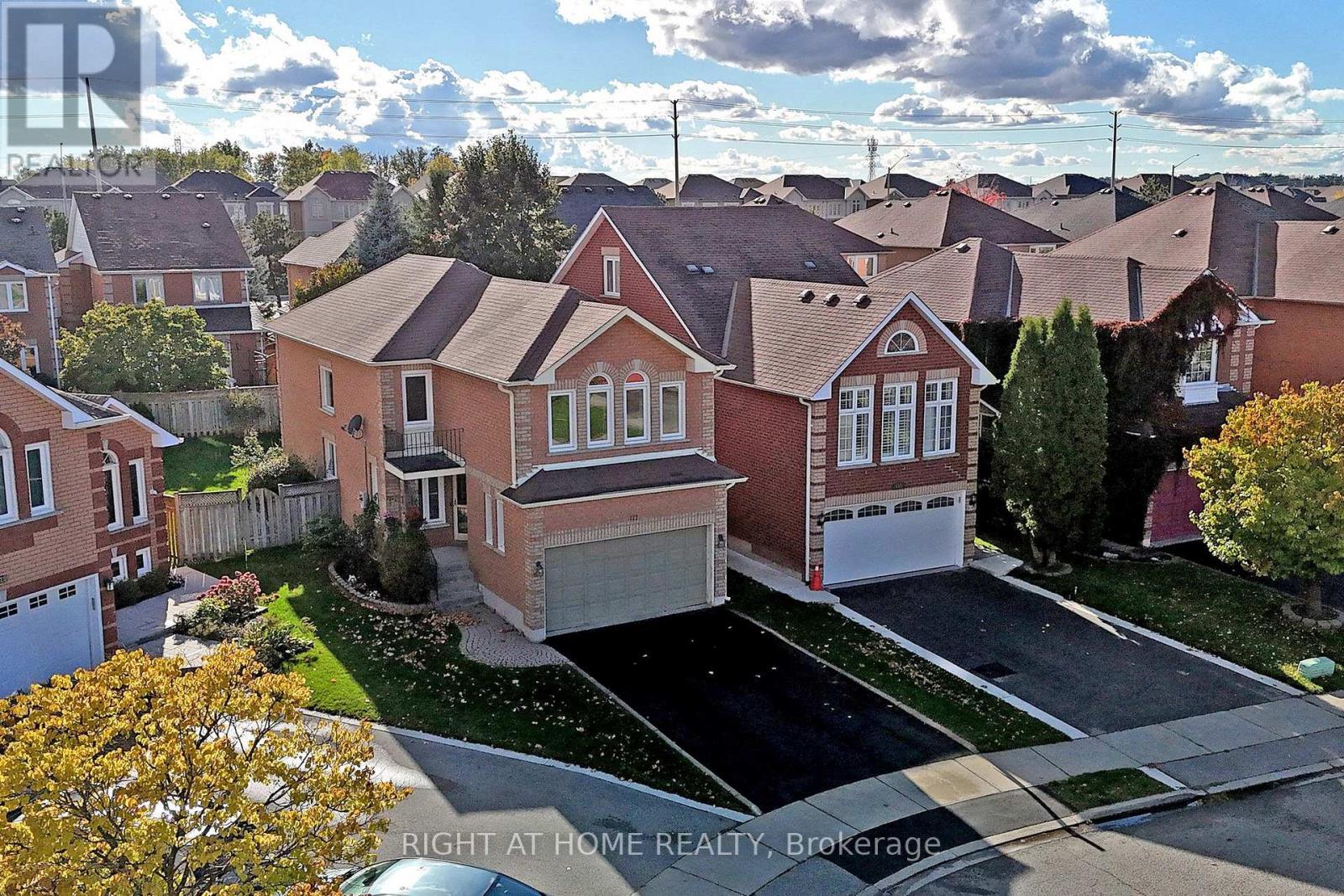 Property at 117 LENT CRESCENT image 1