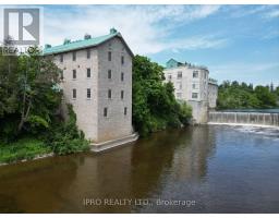 201 - 470 ST ANDREW STREET E, Centre Wellington, Ontario