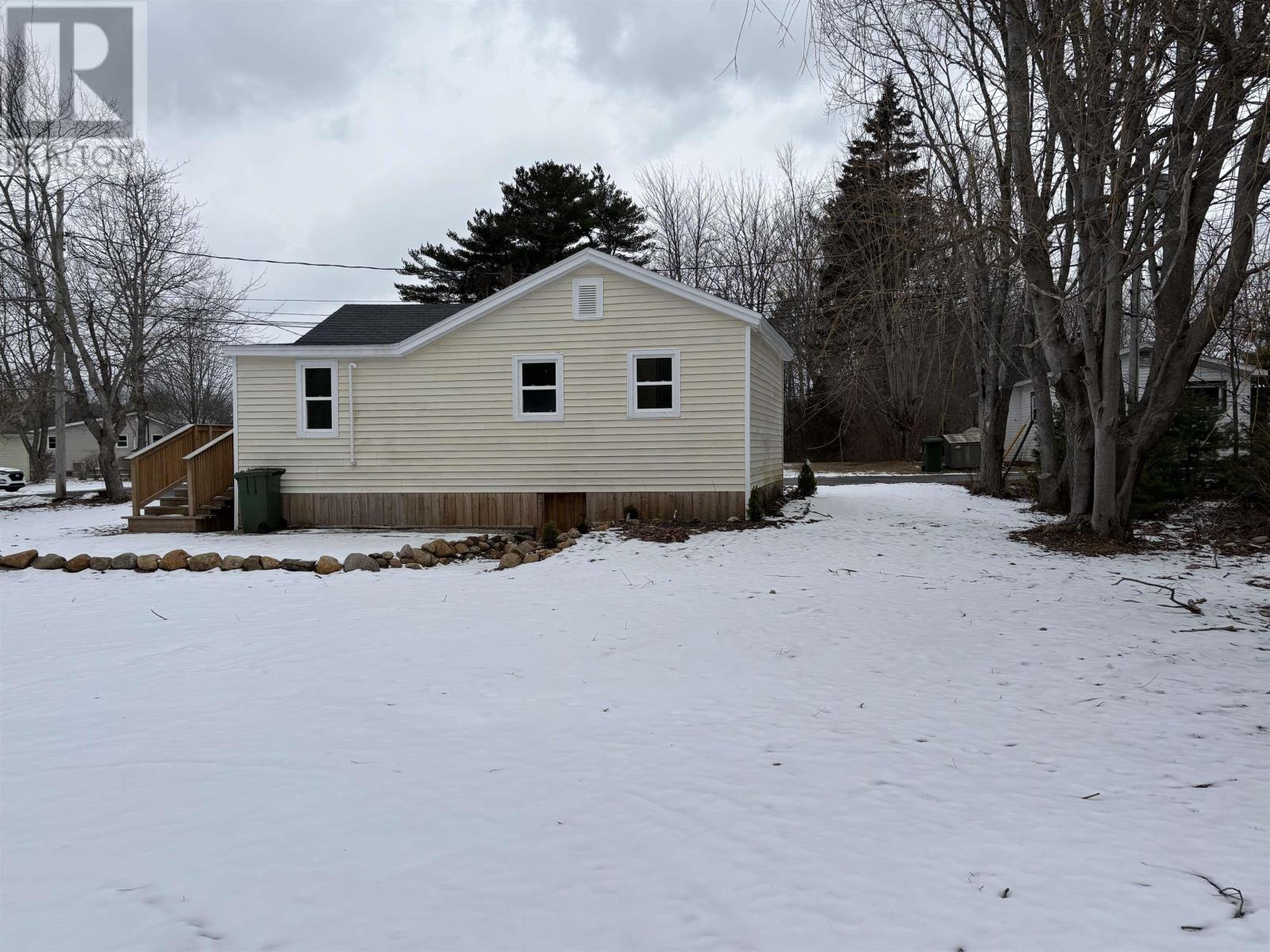 37 Franks Lane, Bridgewater, Nova Scotia  B4V 2R9 - Photo 7 - 202503917