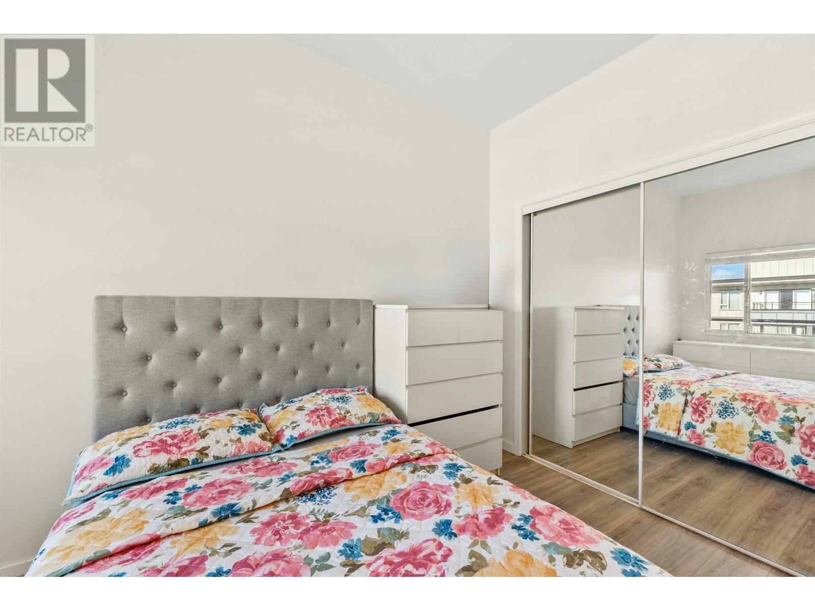 Listing Picture 16 of 24 : 406 2238 KINGSWAY, Vancouver / 溫哥華 - 魯藝地產 Yvonne Lu Group - MLS Medallion Club Member