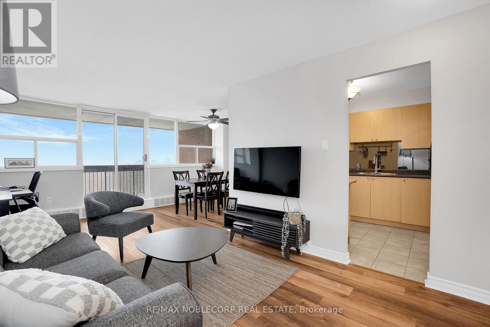 Property at 1010 - 3501 GLEN ERIN DRIVE image 1