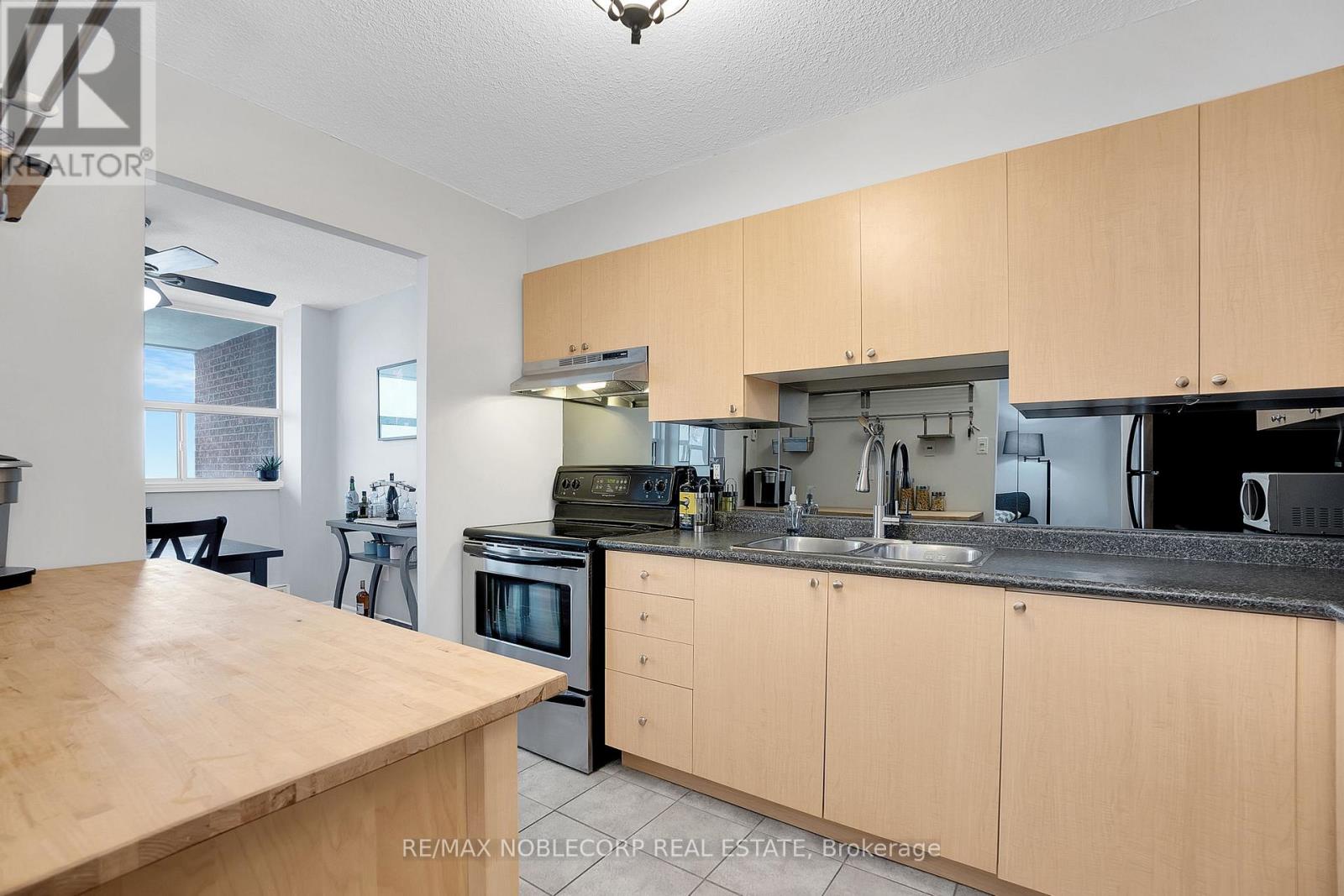 1010 - 3501 Glen Erin Drive, Mississauga, Ontario  L5L 2E9 - Photo 19 - W11996600