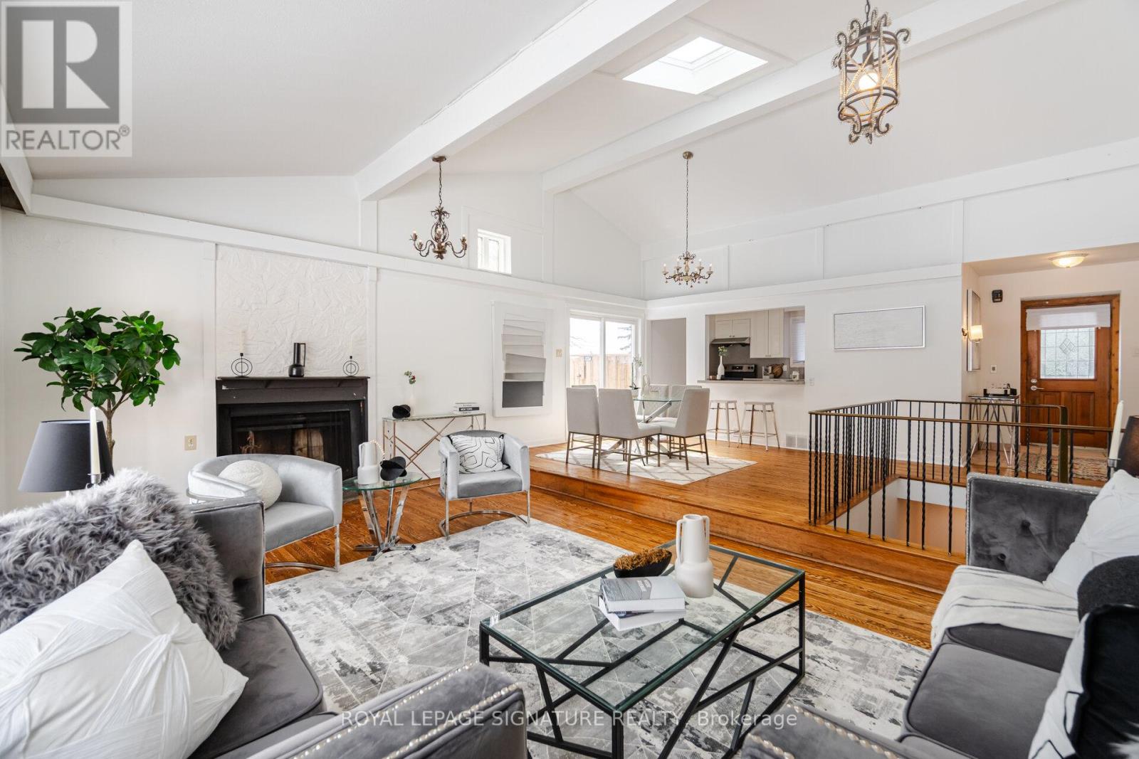 Property at 2557 MINDEMOYA ROAD image 4