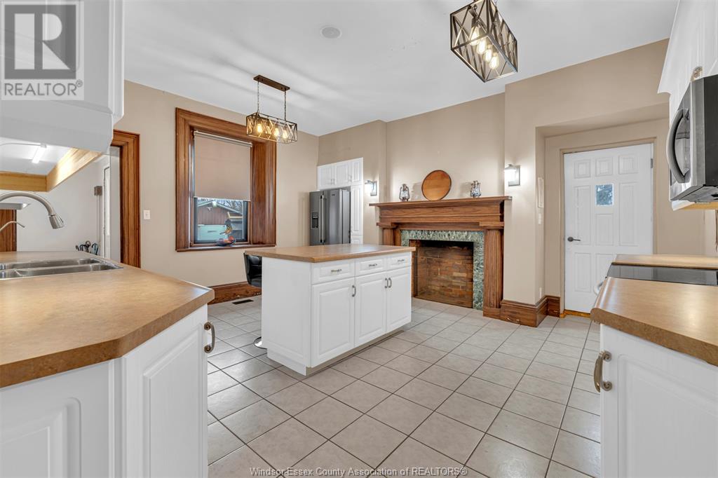 849 Front Road South, Amherstburg, Ontario  N9V 2M4 - Photo 13 - 25004877
