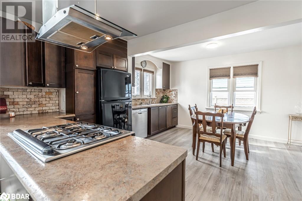 Property at 98 DONALD Street image 5