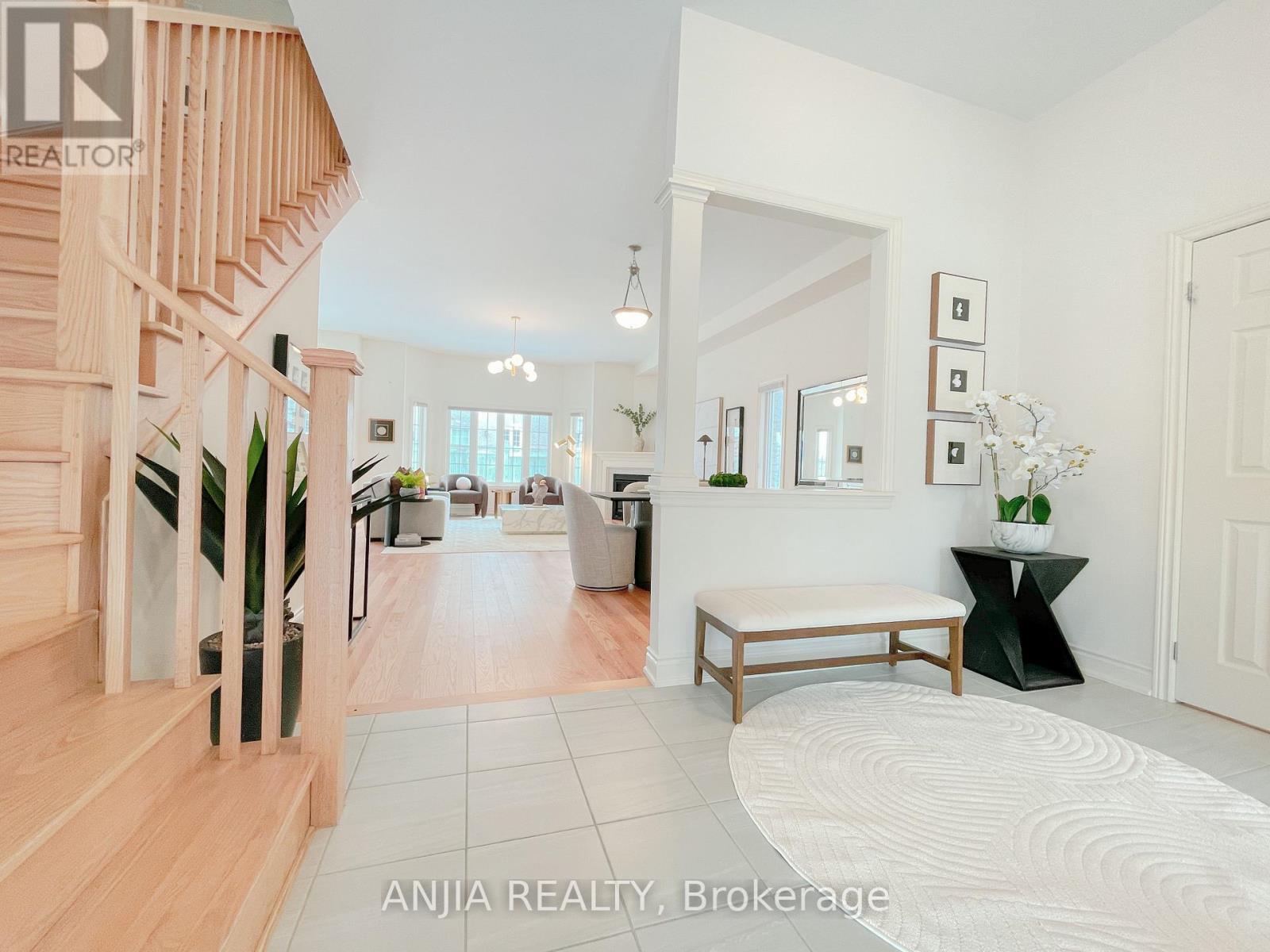 Property at 3 CREEDON CRESCENT image 3