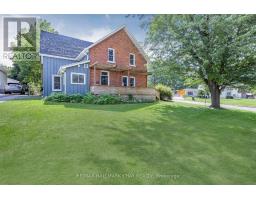 84 POYNTZ STREET, Penetanguishene, Ontario