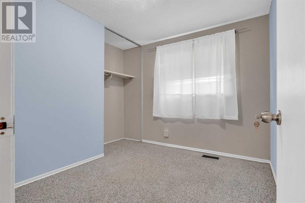 20 Neal Close, Red Deer, Alberta  T4P 1N4 - Photo 12 - A2197726