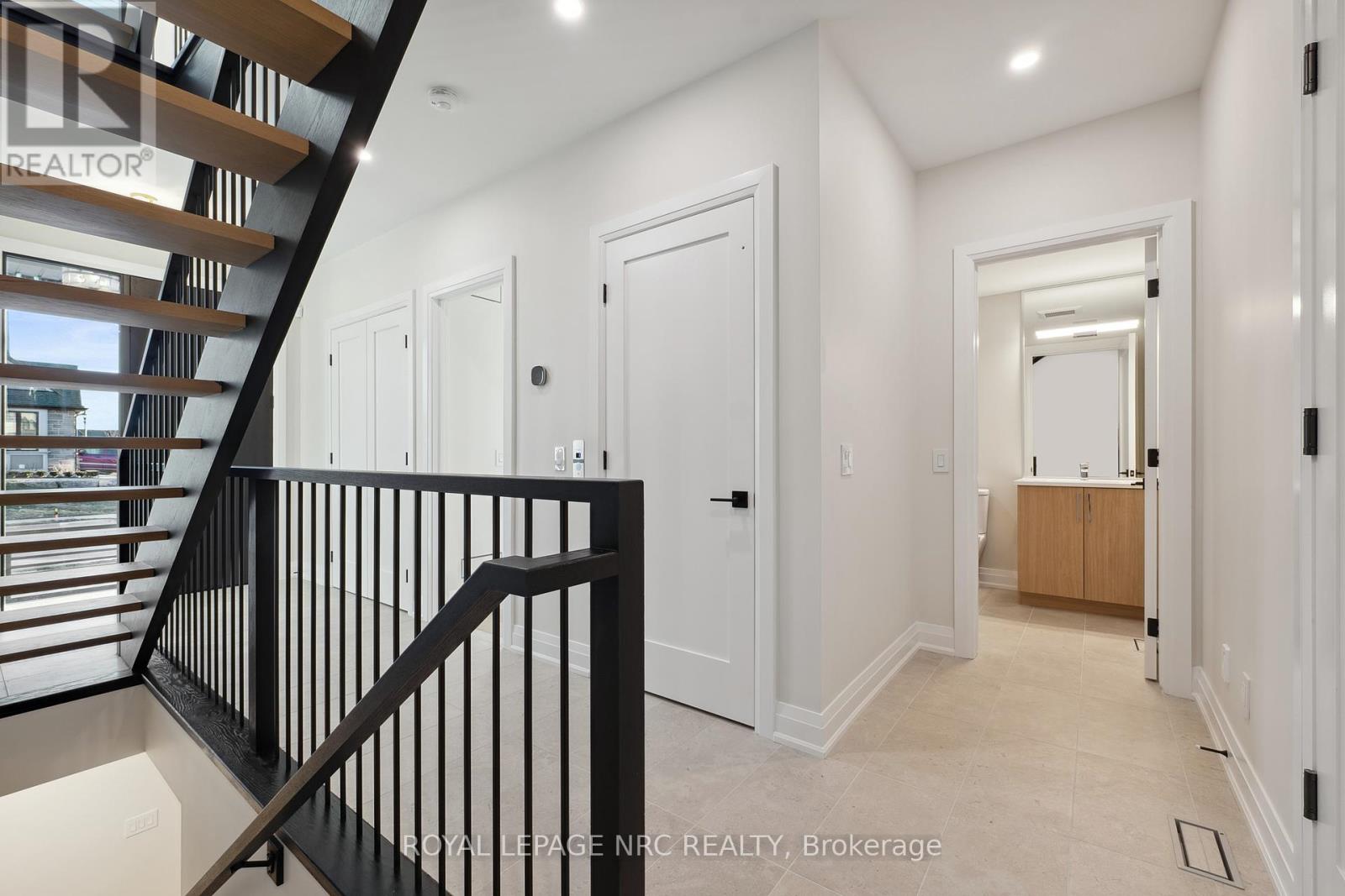 153 E Port Robinson Road, Pelham (Fonthill), Ontario  L0S 1E0 - Photo 11 - X11923972