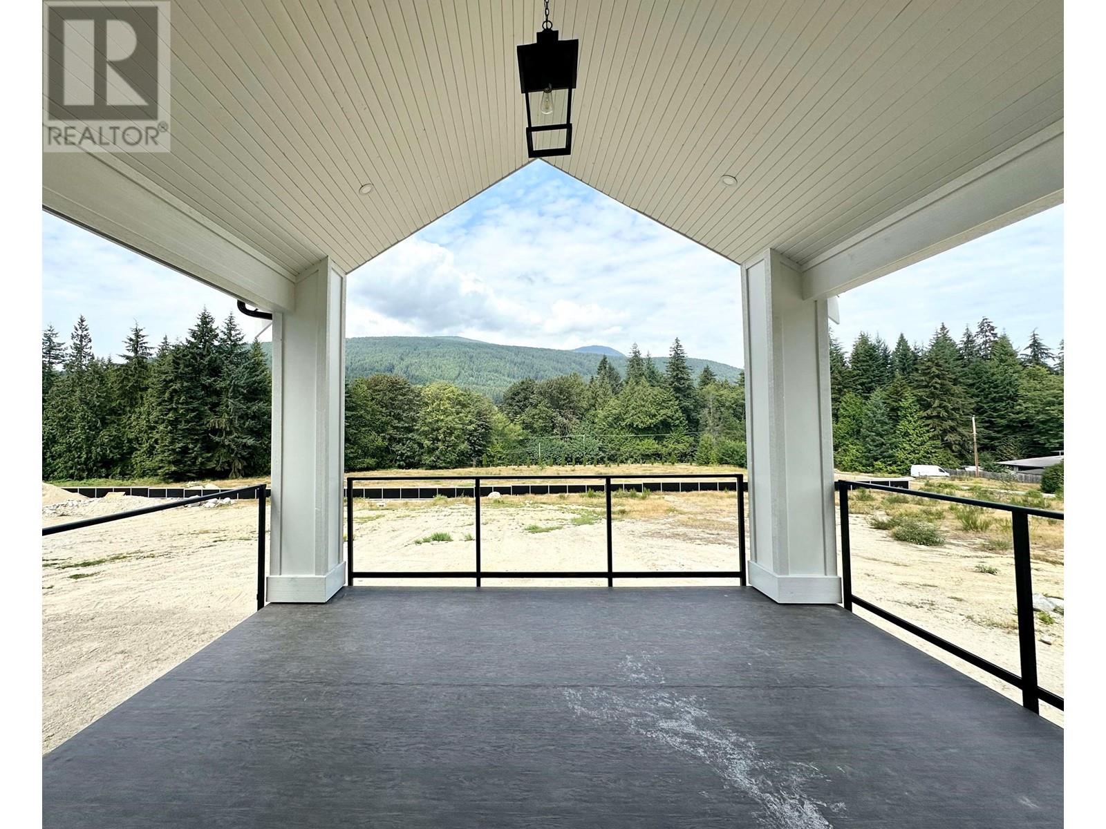 1203 CASTLE ROAD, Gibsons, British Columbia