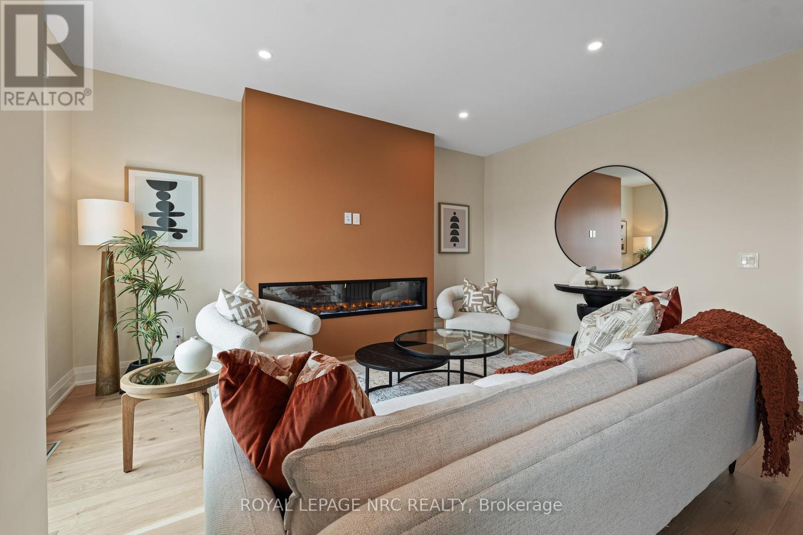 153 E Port Robinson Road, Pelham (Fonthill), Ontario  L0S 1E0 - Photo 34 - X11923972