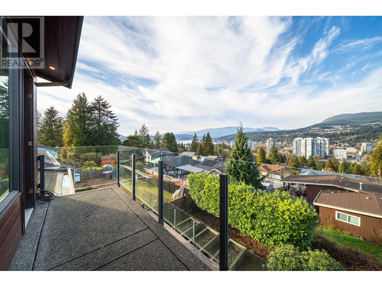 2325 Oneida Drive, Coquitlam, British Columbia  V3J 7A7 - Photo 29 - R2972171