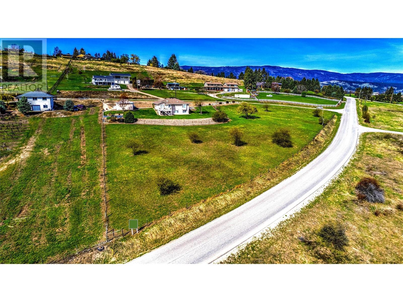130 Overlook Place, Spallumcheen, British Columbia