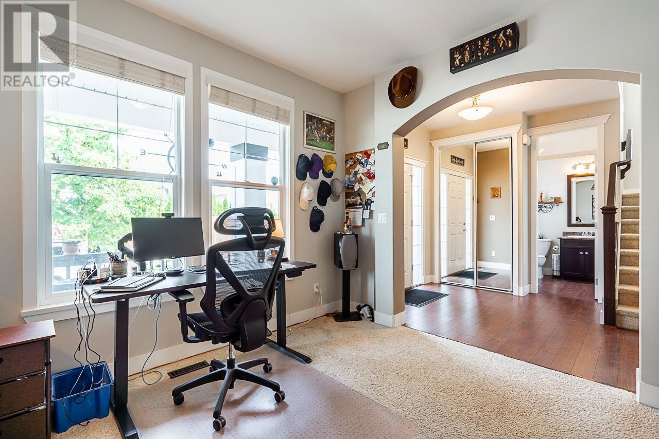 11189 Carter Close, Pitt Meadows, British Columbia  V3Y 0B4 - Photo 4 - R2972161