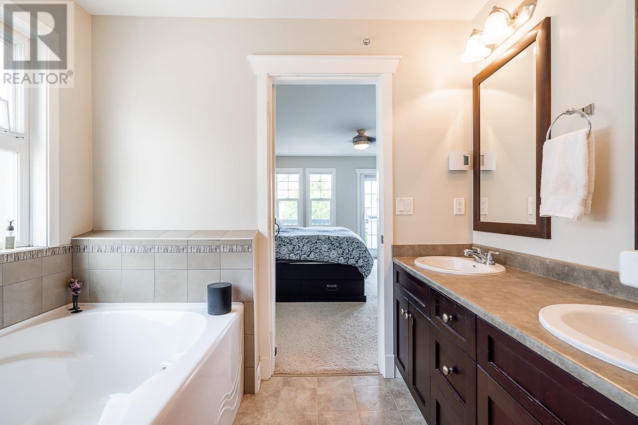 11189 Carter Close, Pitt Meadows, British Columbia  V3Y 0B4 - Photo 19 - R2972161