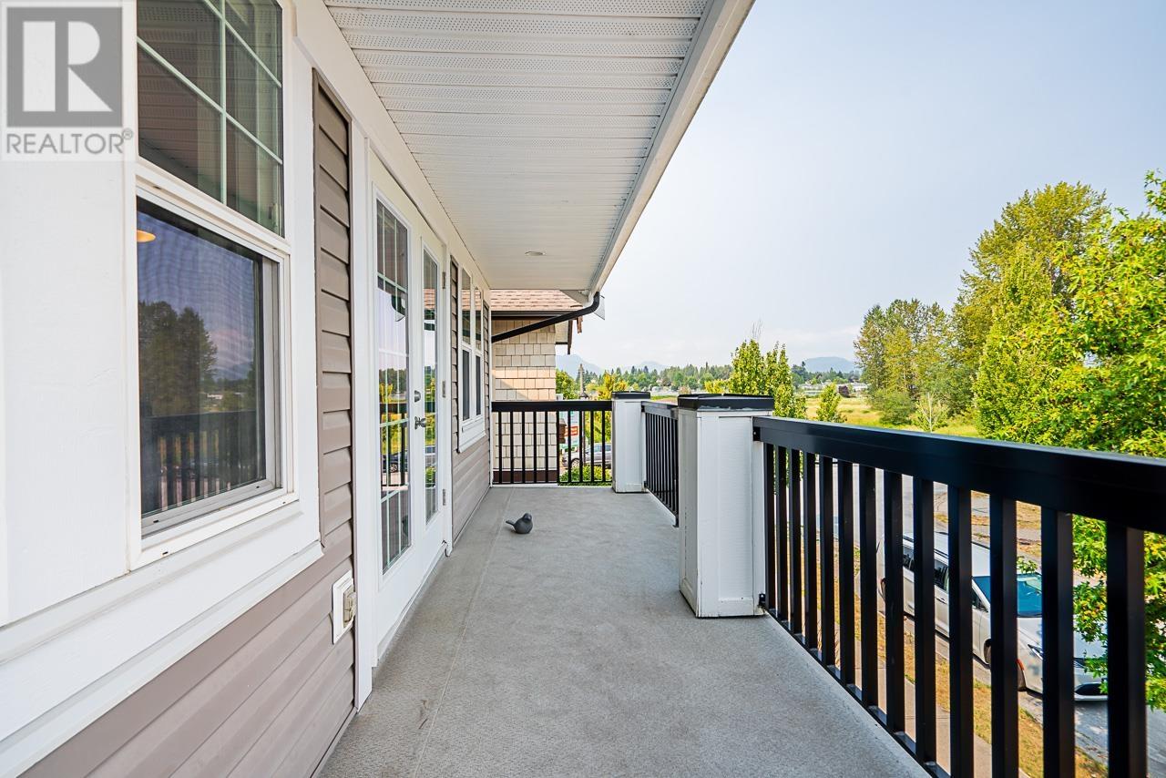 11189 Carter Close, Pitt Meadows, British Columbia  V3Y 0B4 - Photo 21 - R2972161