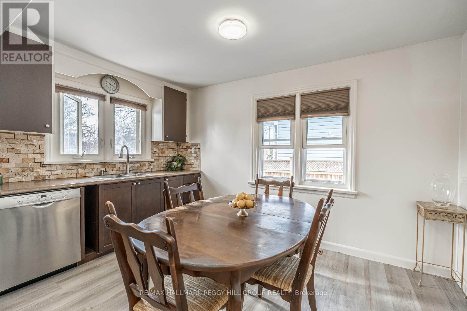 Property at 98 DONALD STREET image 5