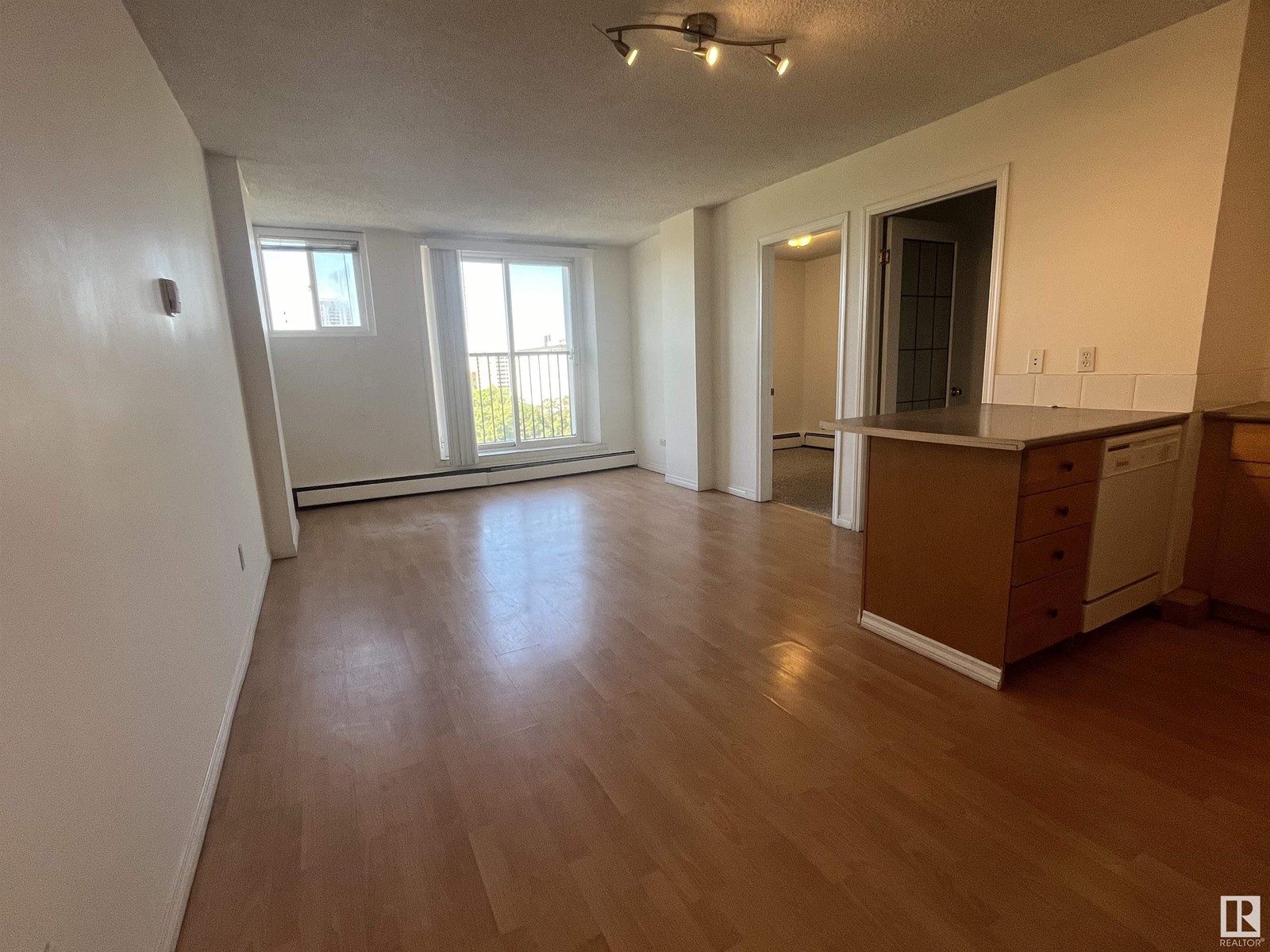 Property at #1102 9730 106 ST NW image 2
