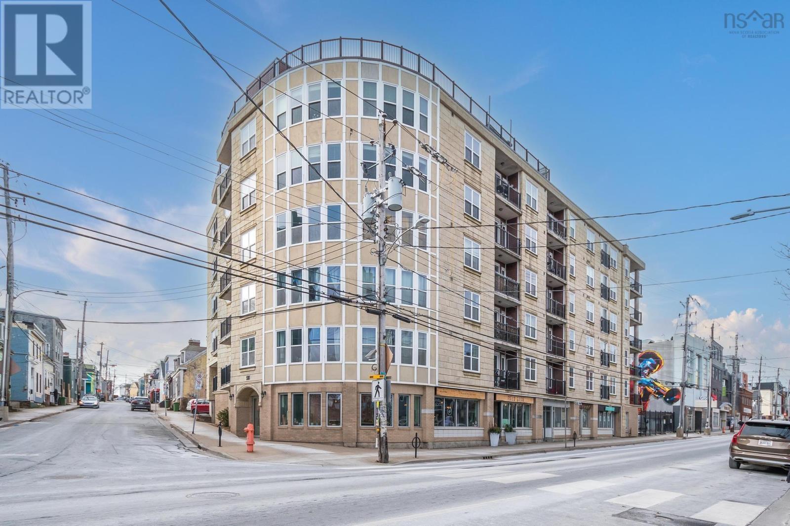 210 5505 Falkland Street, Halifax, Nova Scotia  B3K 1A6 - Photo 1 - 202503938