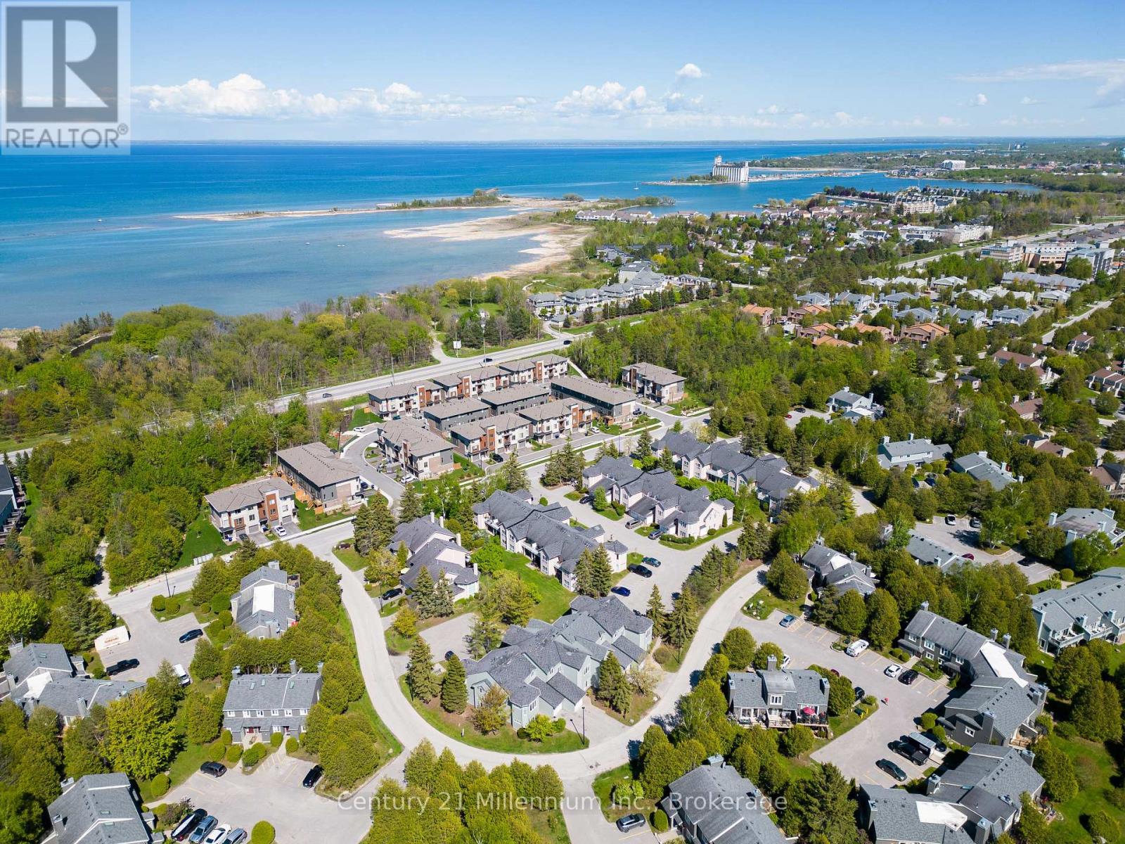 19 - 152 FAIRWAY CRESCENT, Collingwood, Ontario