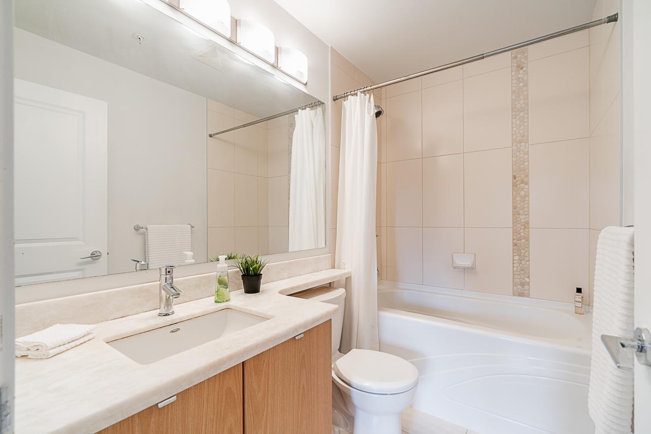 206 15918 26th Avenue, Surrey, British Columbia  V3S 5K3 - Photo 13 - R2972198