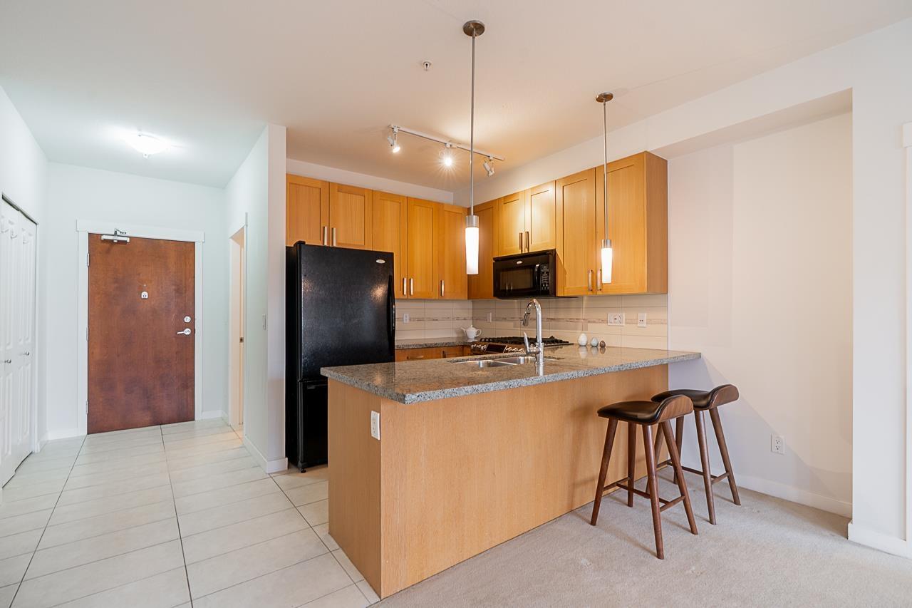 206 15918 26th Avenue, Surrey, British Columbia  V3S 5K3 - Photo 5 - R2972198