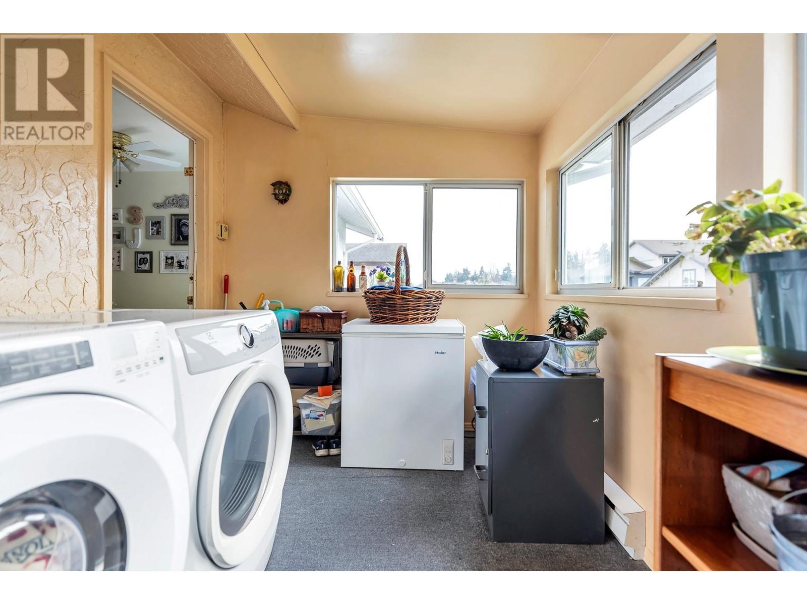 Listing Picture 20 of 33 : 11900 DEWSBURY DRIVE, Richmond / 烈治文 - 魯藝地產 Yvonne Lu Group - MLS Medallion Club Member