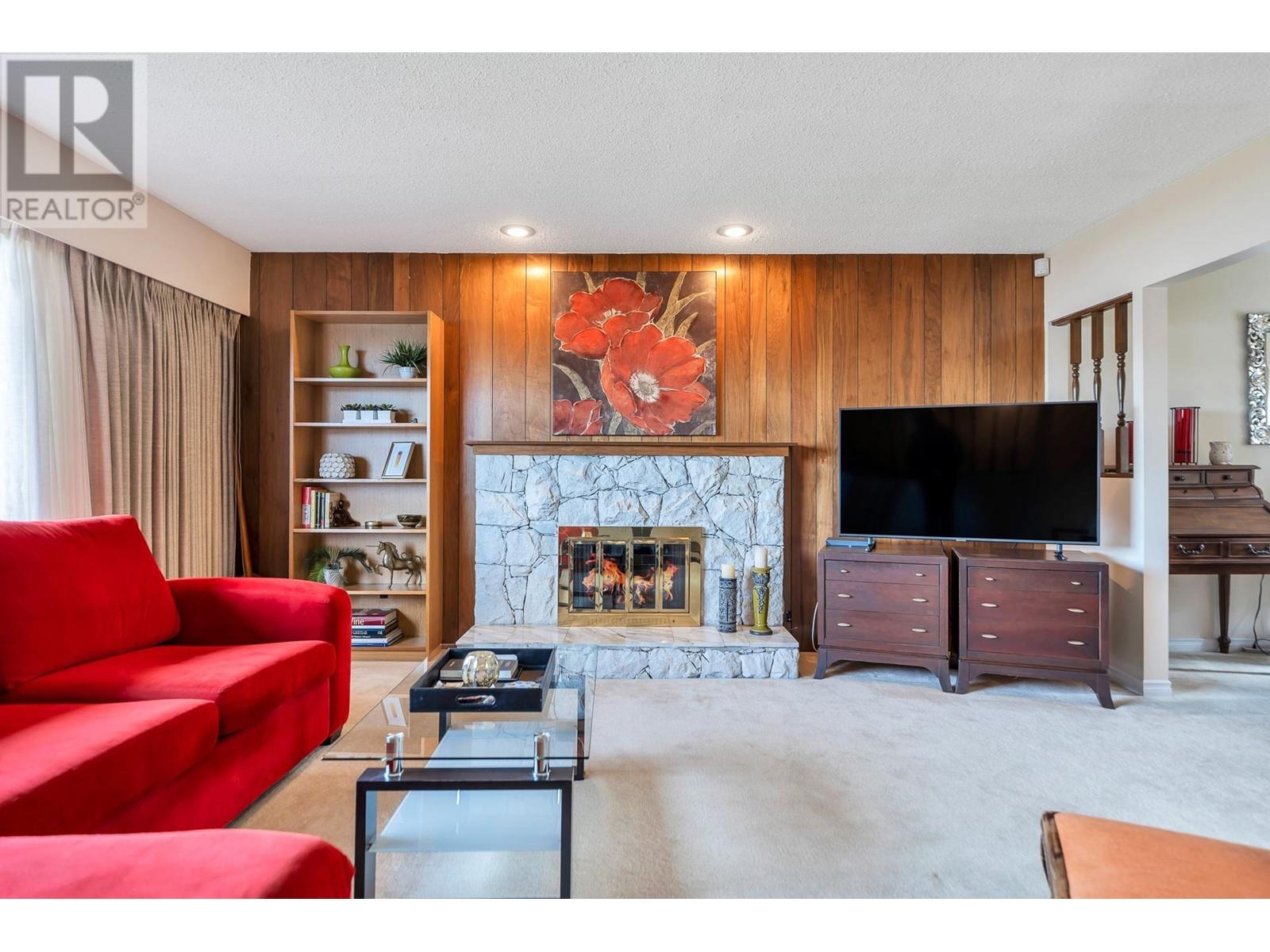 Property at 11900 DEWSBURY DRIVE image 4