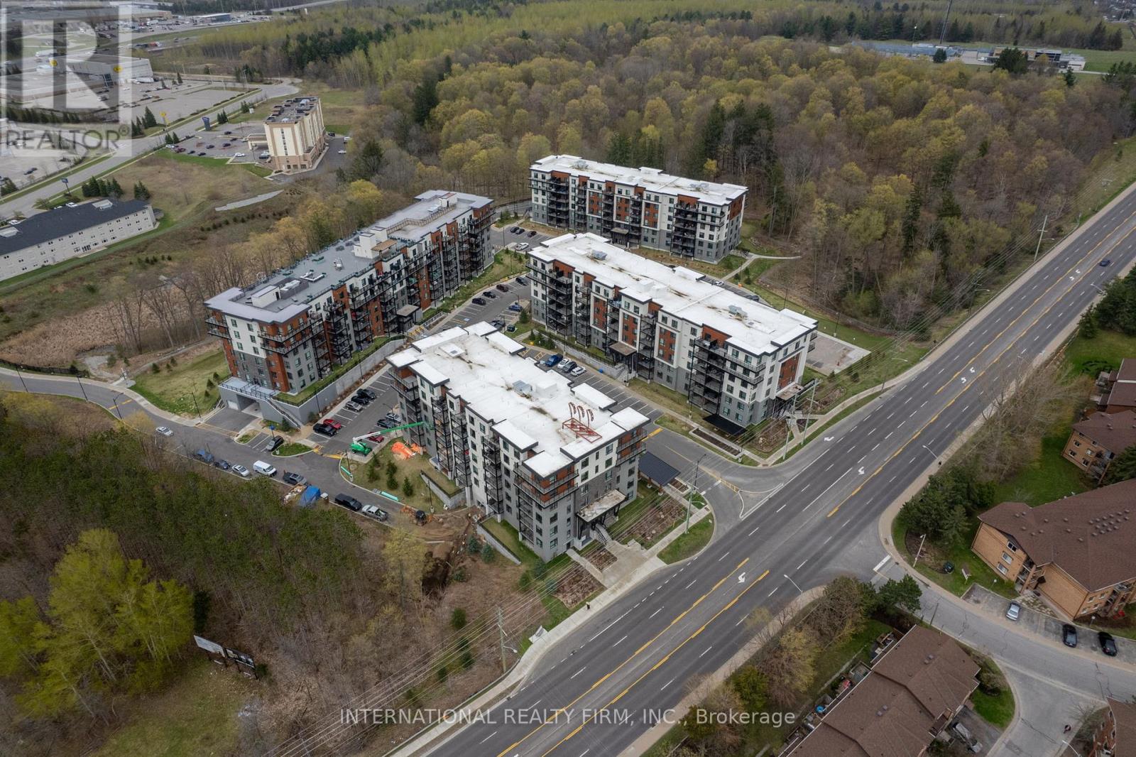 Property at 202 - 306 ESSA ROAD image 2