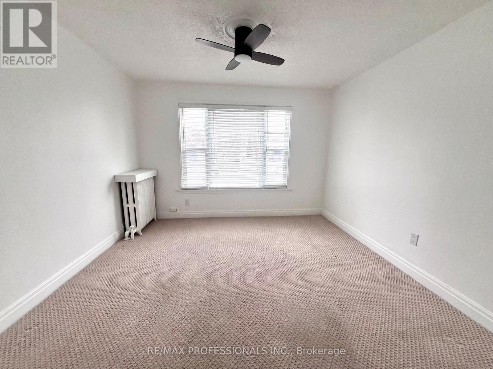 Main - 54 Norsman Street, Toronto (Stonegate-Queensway), Ontario  M8Z 2P6 - Photo 11 - W11997037