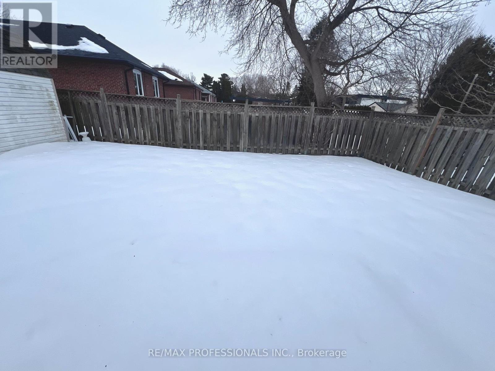 Main - 54 Norsman Street, Toronto (Stonegate-Queensway), Ontario  M8Z 2P6 - Photo 17 - W11997037