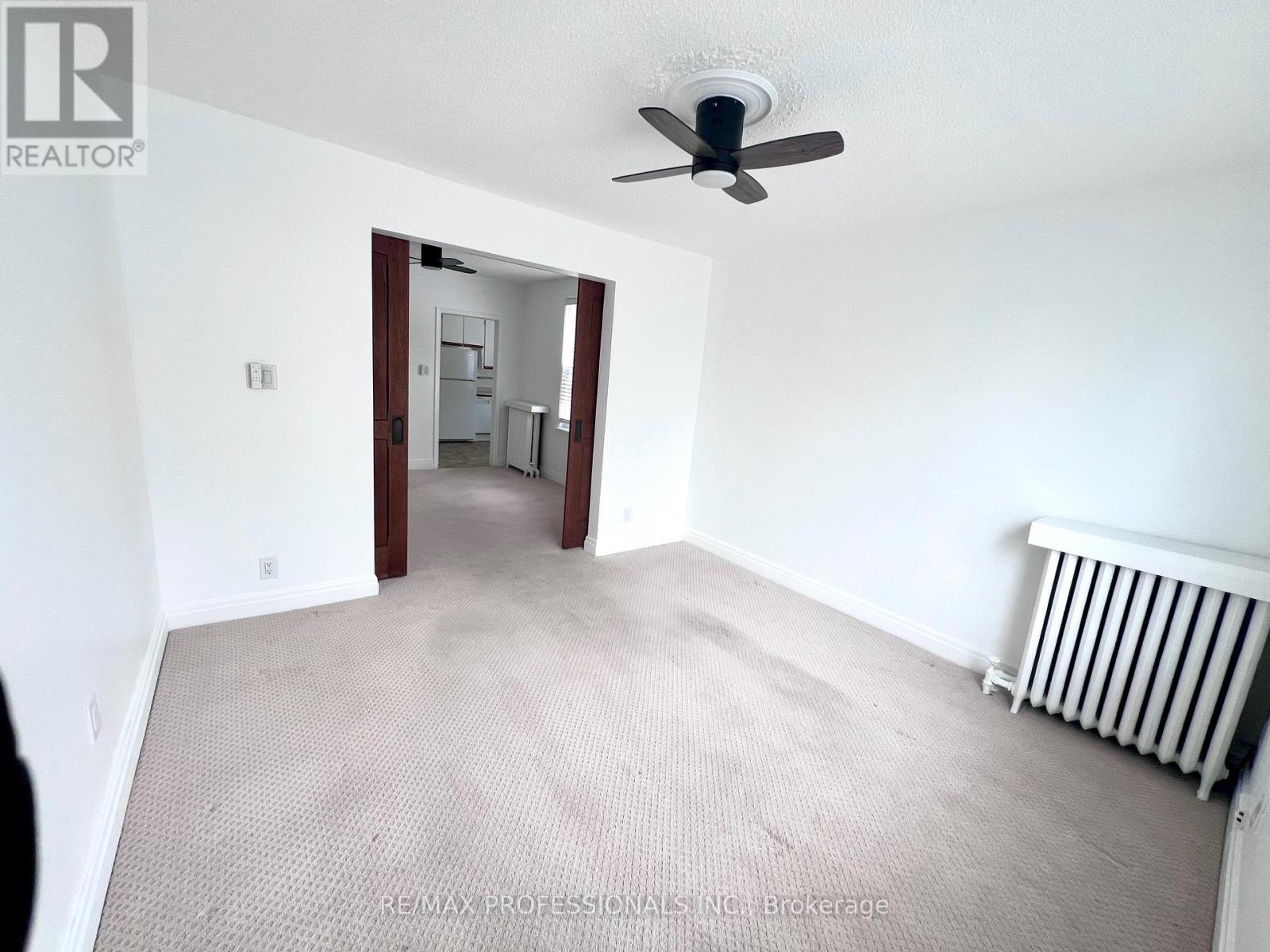 Main - 54 Norsman Street, Toronto (Stonegate-Queensway), Ontario  M8Z 2P6 - Photo 7 - W11997037