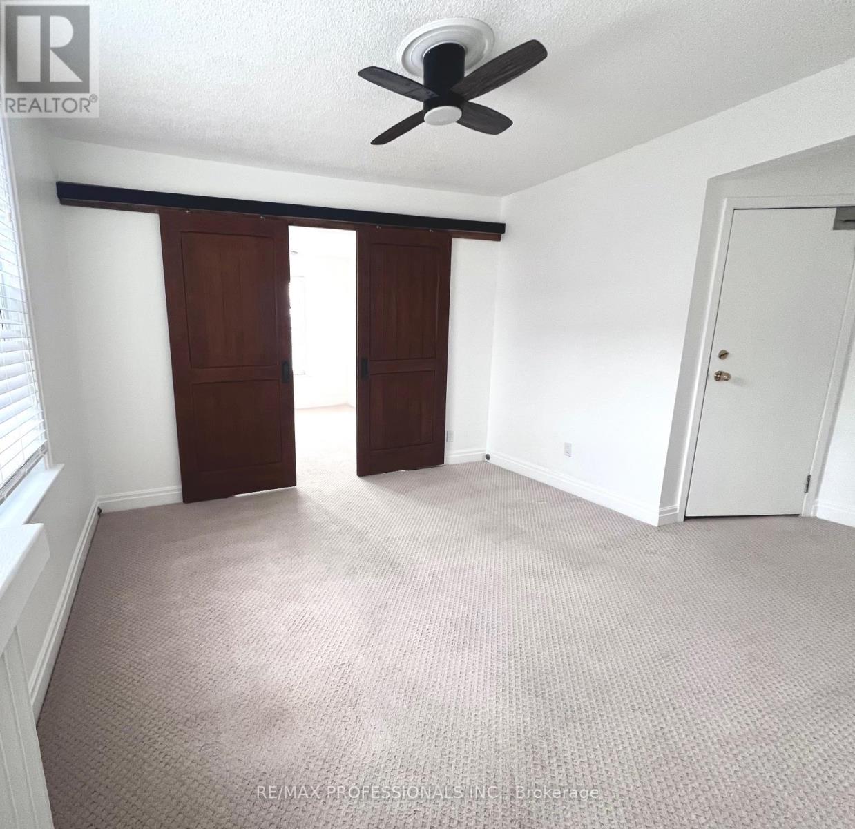 Main - 54 Norsman Street, Toronto (Stonegate-Queensway), Ontario  M8Z 2P6 - Photo 8 - W11997037