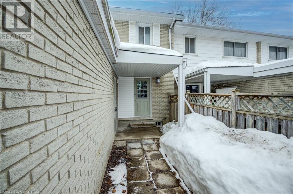 110 Ralgreen Crescent, Kitchener, Ontario  N2M 1T9 - Photo 2 - 40692236