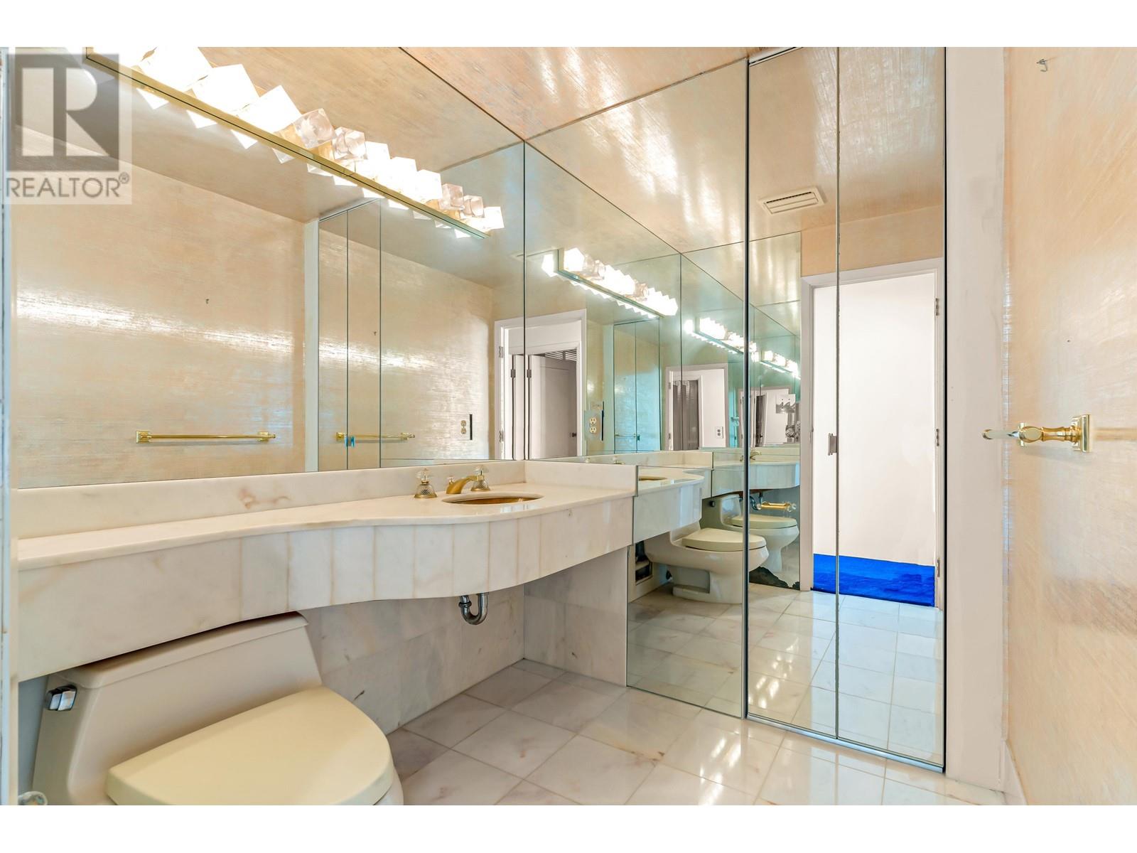 301 2015 Beach Avenue, Vancouver, British Columbia  V6G 1Z3 - Photo 11 - R2972182