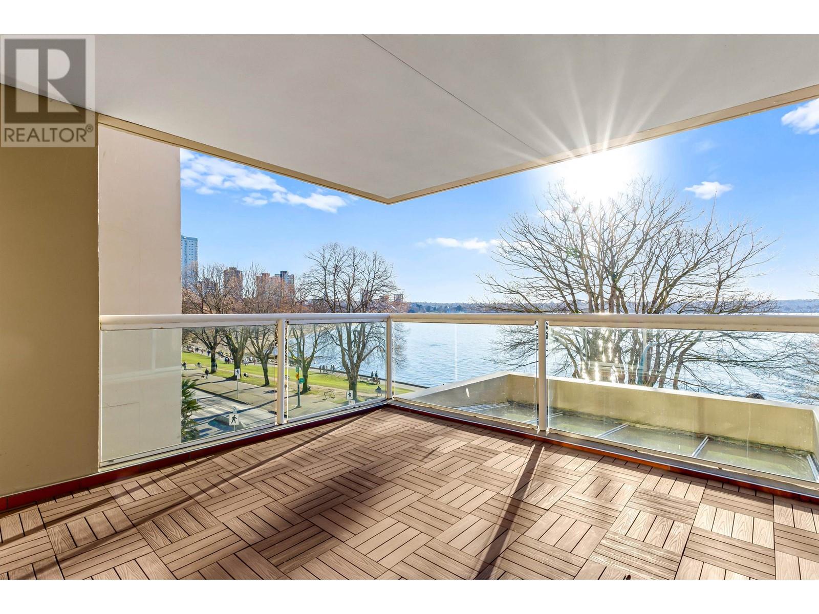 301 2015 Beach Avenue, Vancouver, British Columbia  V6G 1Z3 - Photo 23 - R2972182