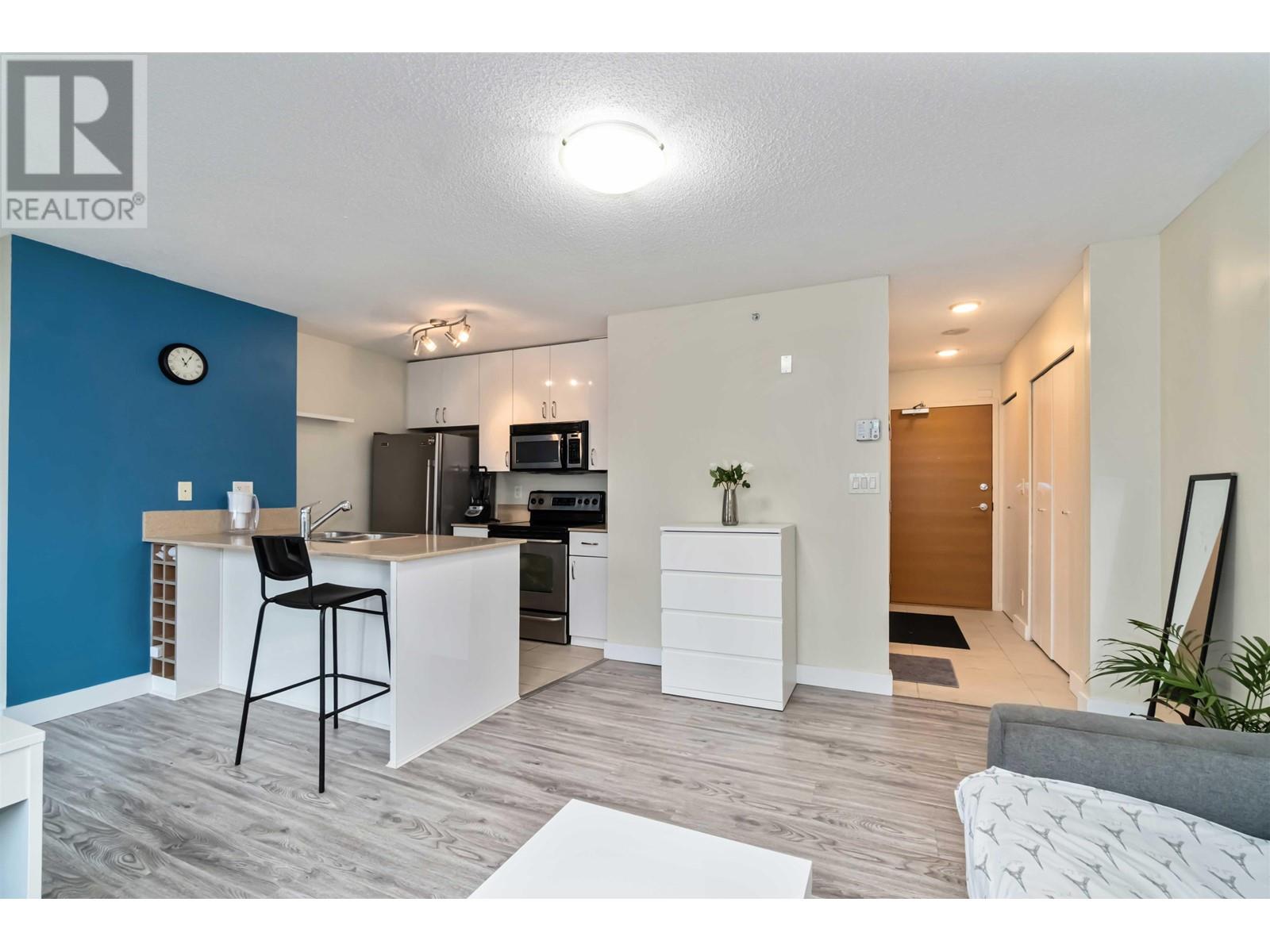 Listing Picture 12 of 32 : 402 977 MAINLAND STREET, Vancouver / 溫哥華 - 魯藝地產 Yvonne Lu Group - MLS Medallion Club Member